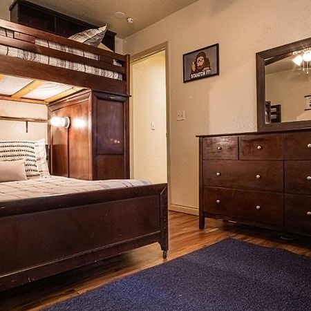 Cabin C In The Gatlinburg Art & Craft Community Экстерьер фото