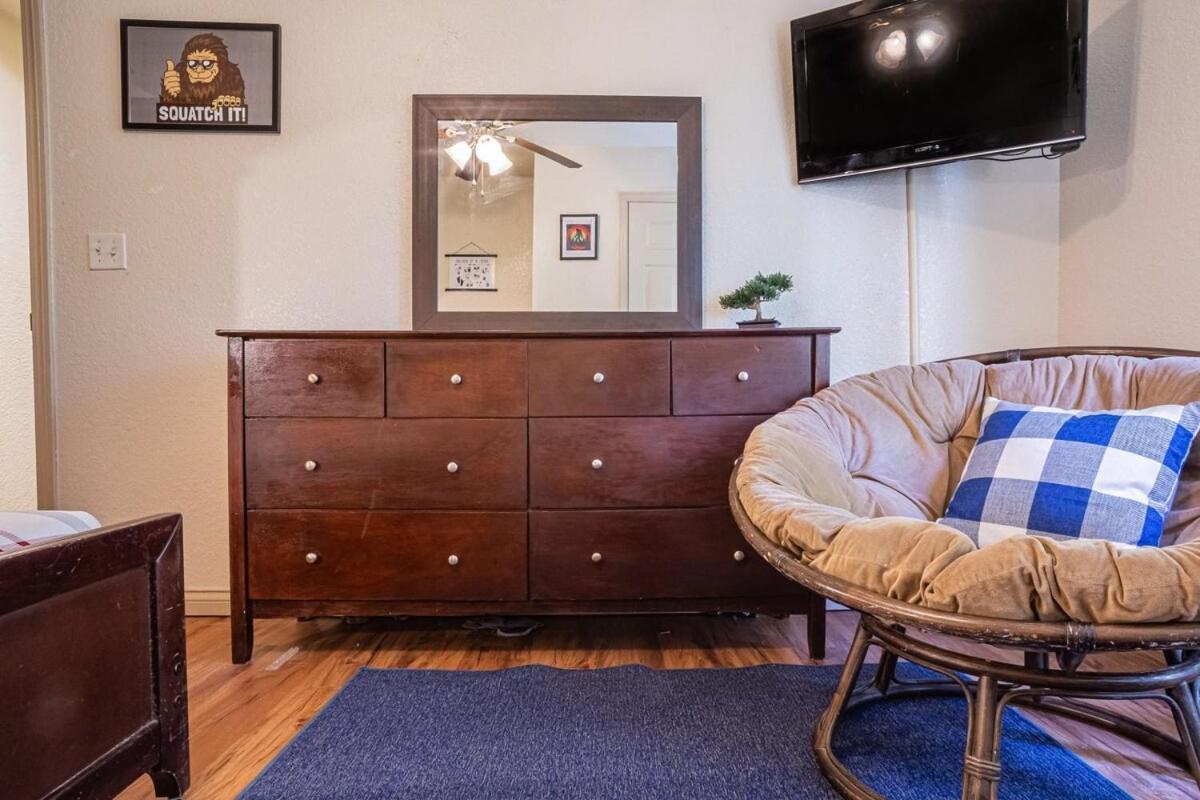 Cabin C In The Gatlinburg Art & Craft Community Экстерьер фото